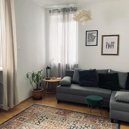 Apartament Artystyczny Na żoliborzu Warszawa